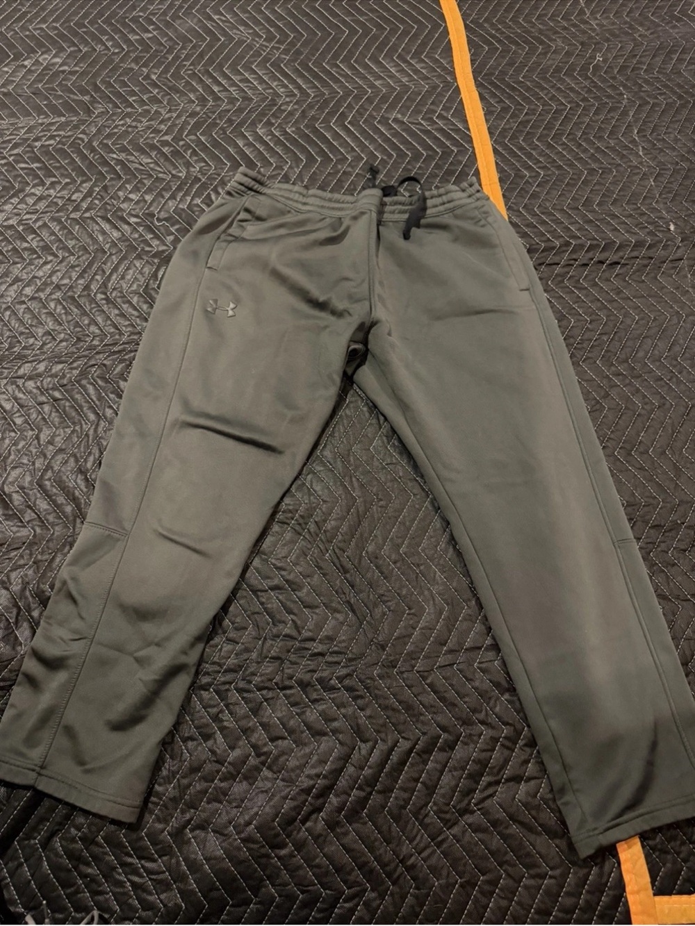 Under Armour Men's Olive Gray Performance Joggers